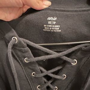 Aerie semi cropped criss cross top